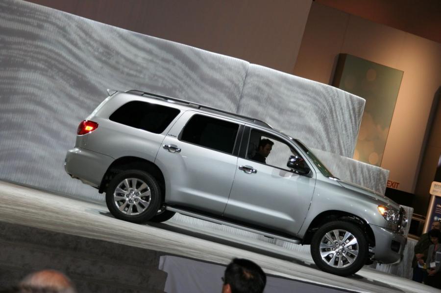  Toyota Sequoia 2007 года  (фото 66 из 66)